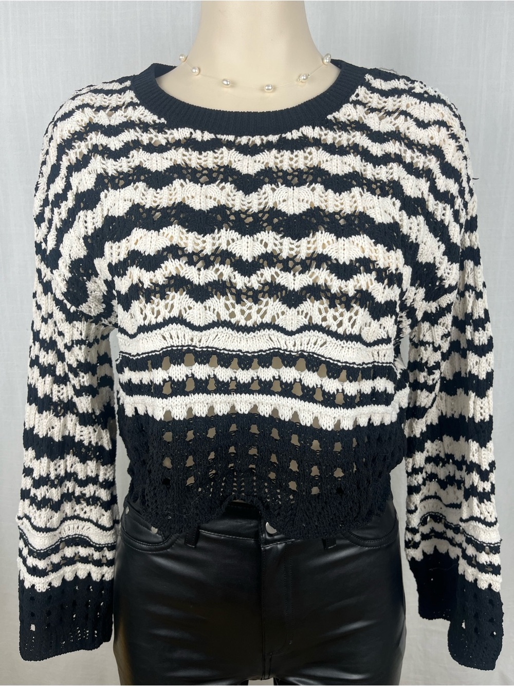 Zara Black and Cream Striped Knit Slip-On